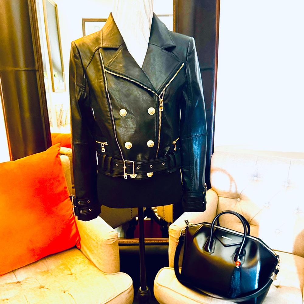 Stunning Fitted Moto Leather Women's Jacket size 4/6